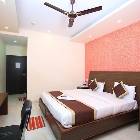 Hotel Railview Bhubaneswar Extérieur photo